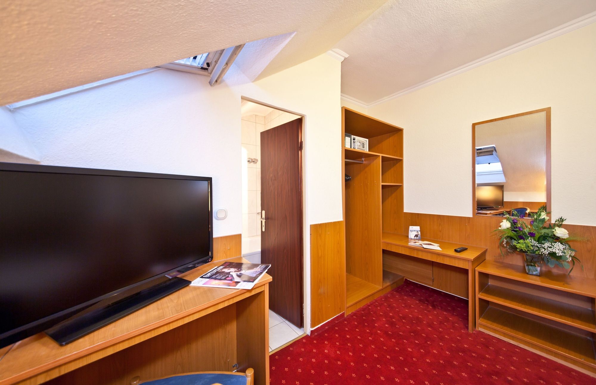 Room amenity