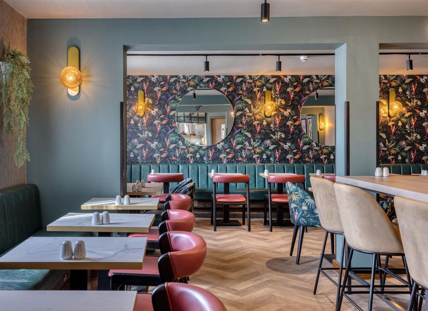 Restaurant Photo