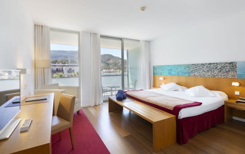 Bedroom Photo