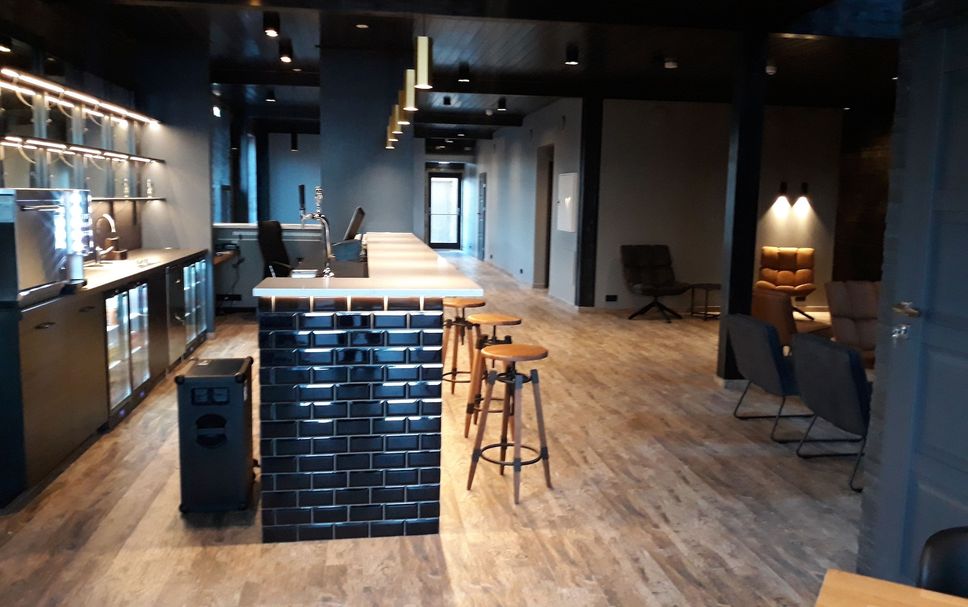 Bar Photo