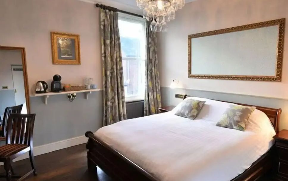 Bedroom Photo
