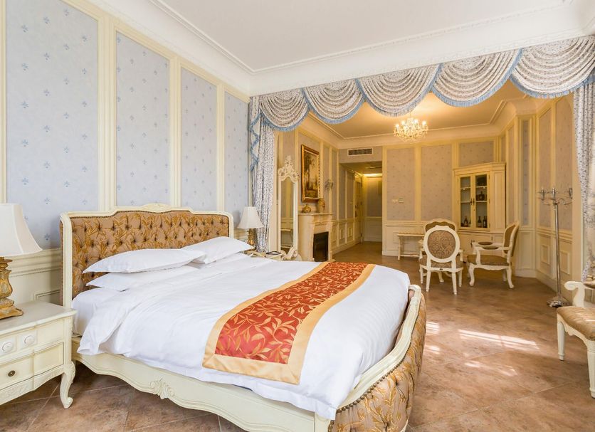 Bedroom Photo