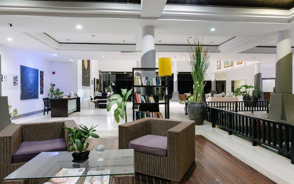 Lobby Photo