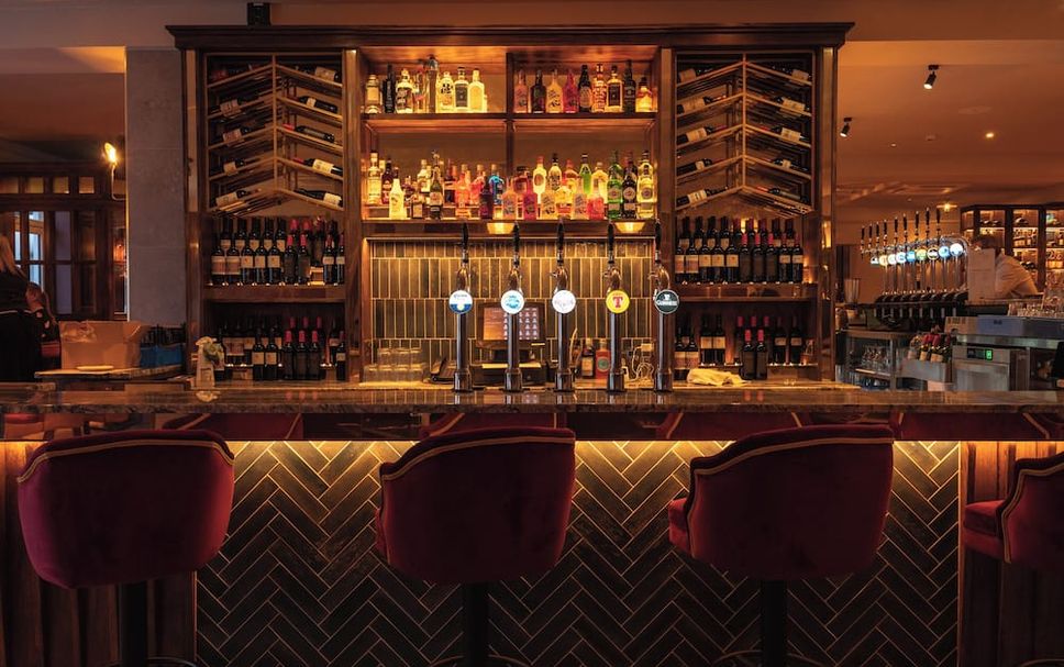 Bar Photo