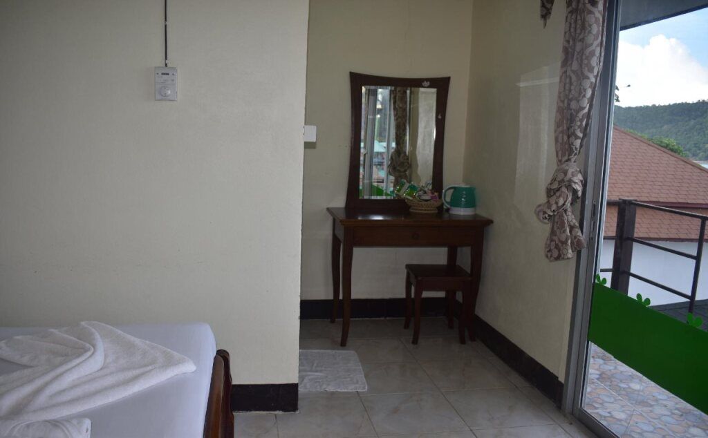 Room amenity
