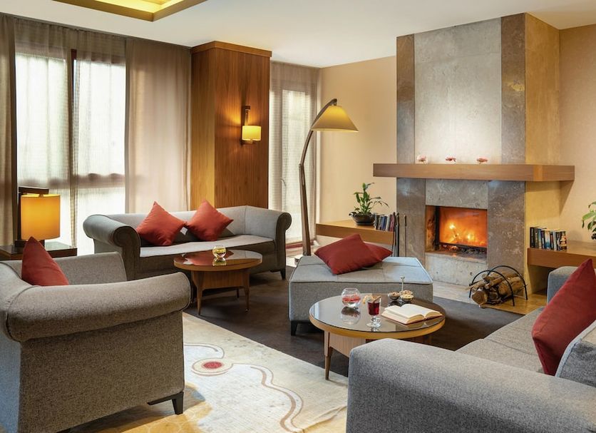 Lounge Photo
