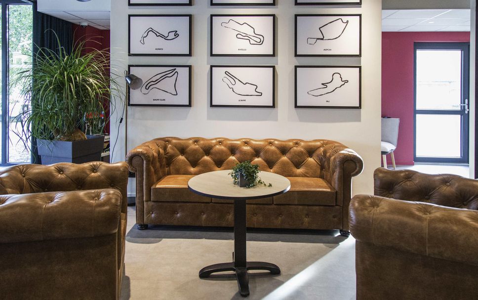 Lounge Photo