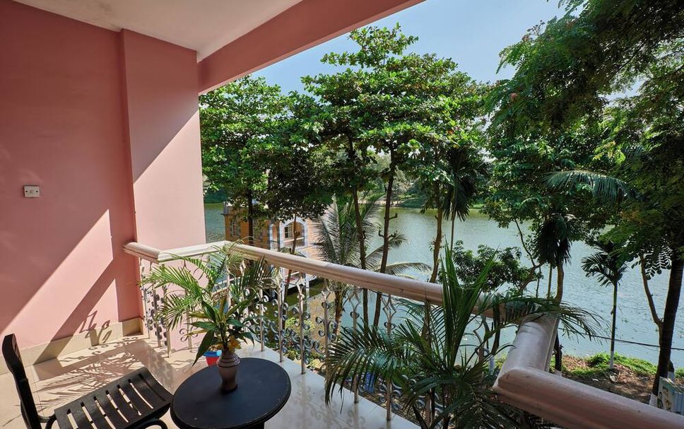 Balcony Photo