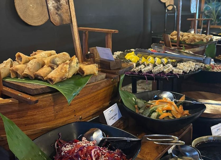 Buffet Photo