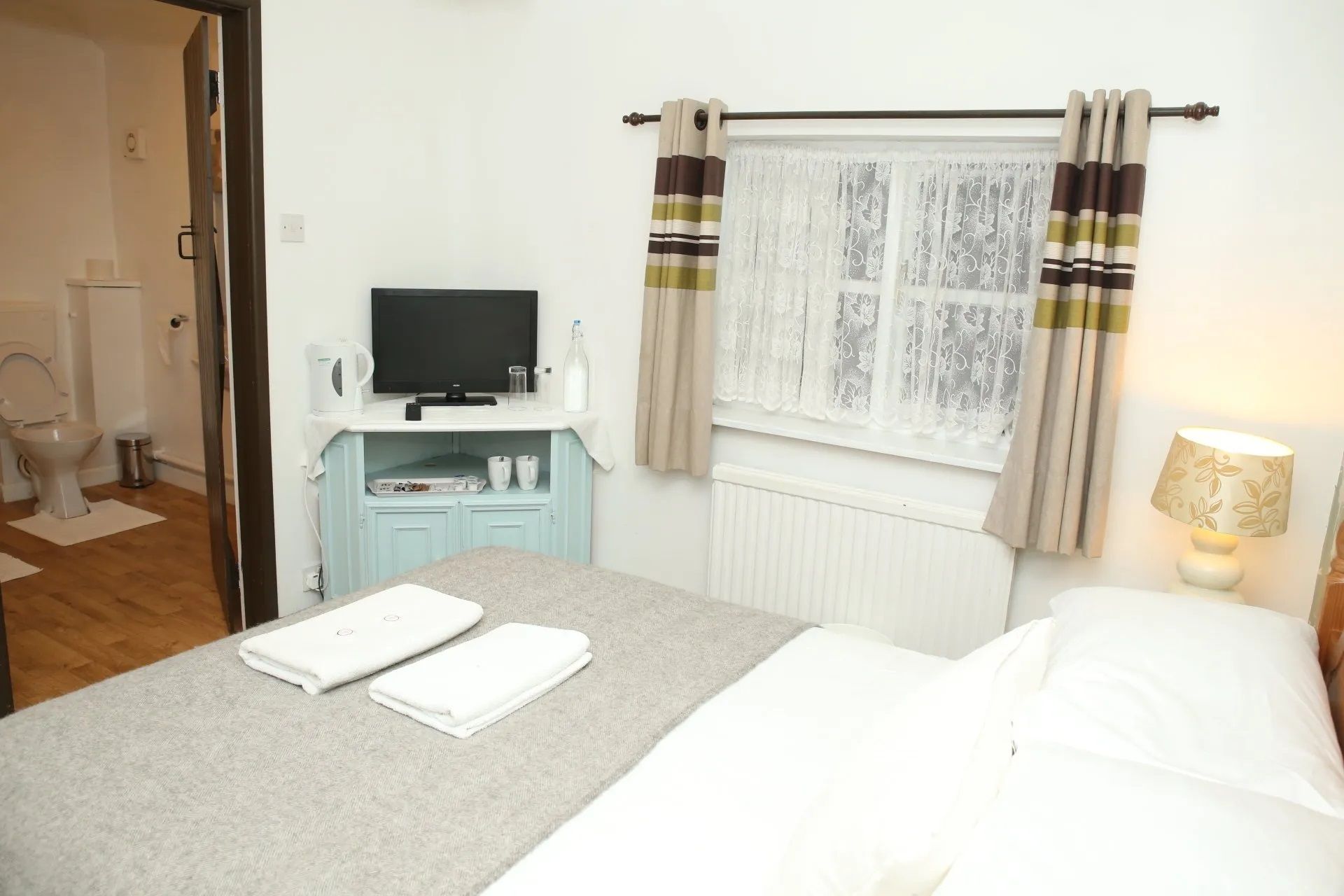 Room amenity