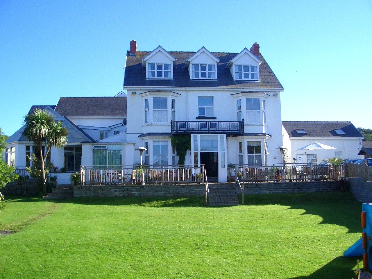 Building Photo