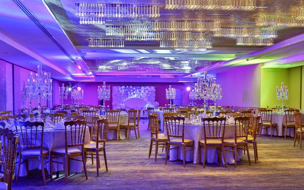 Banquet hall Photo