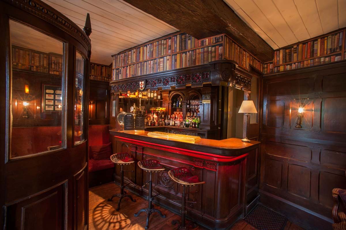 Bar