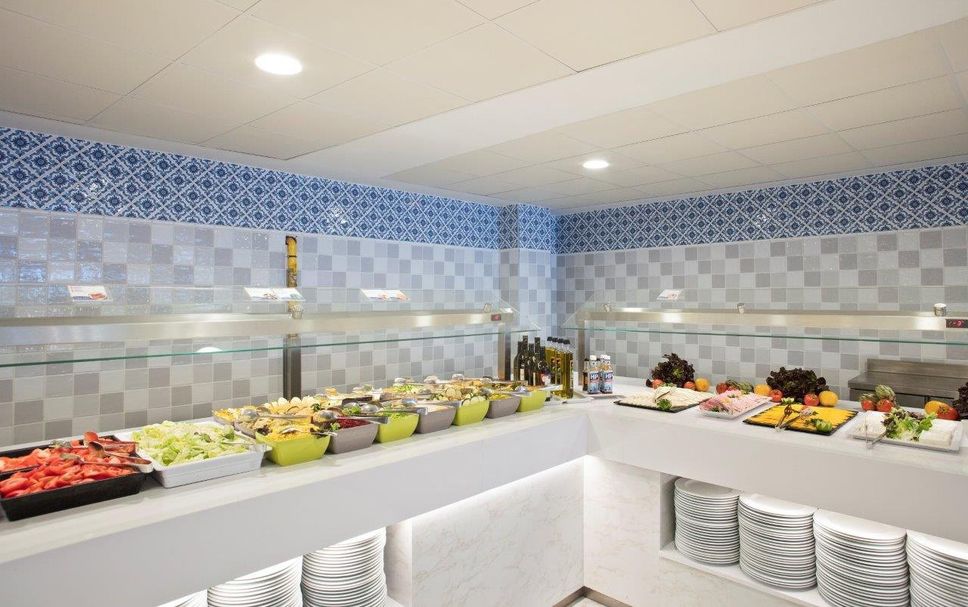 Buffet Photo