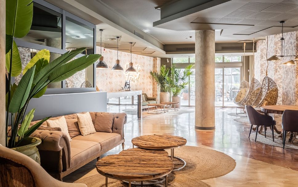 Lobby Photo