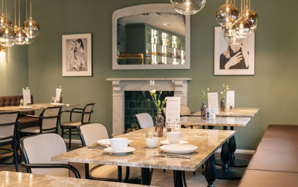 Restaurant Photo