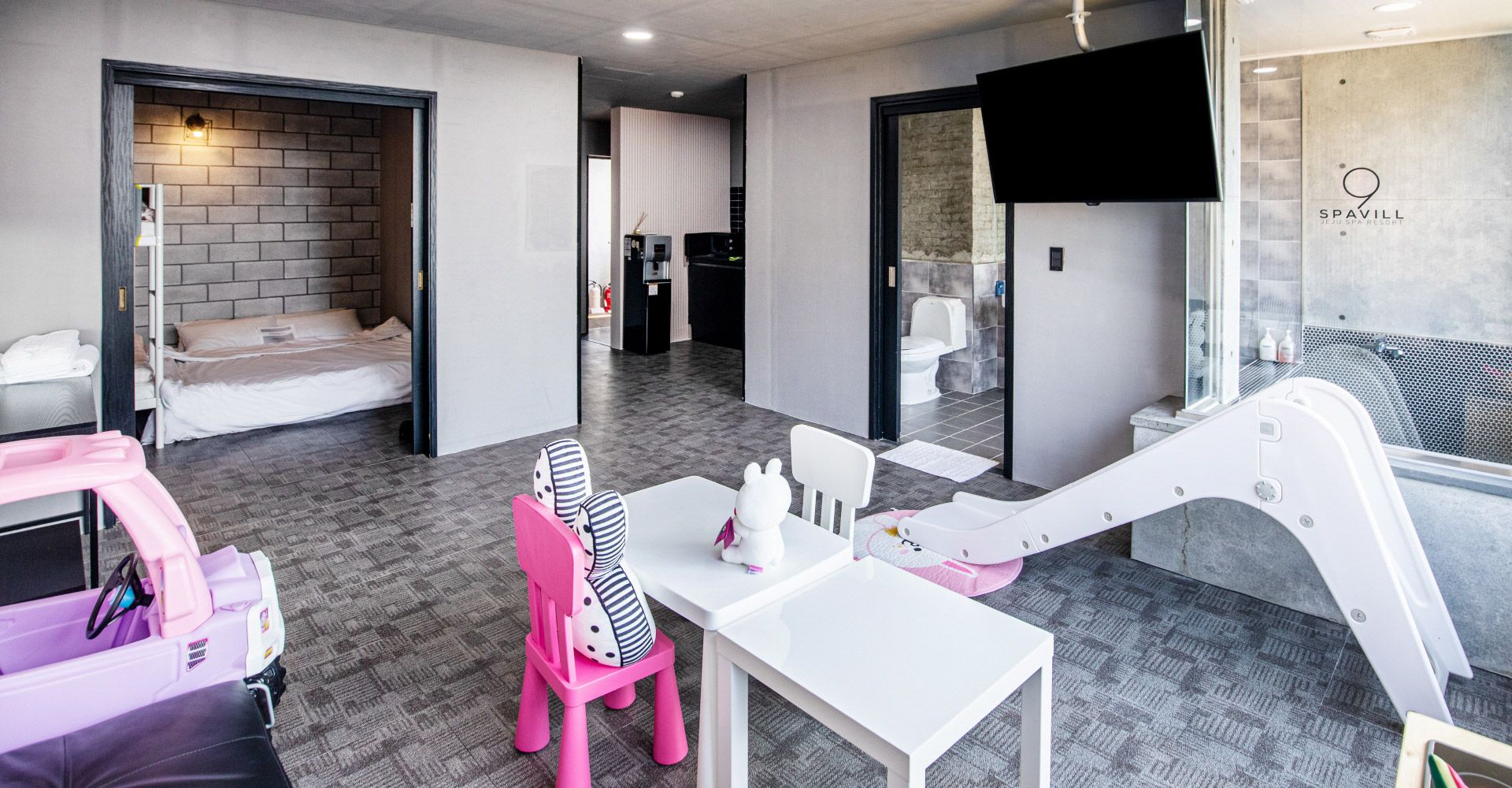 Room amenity