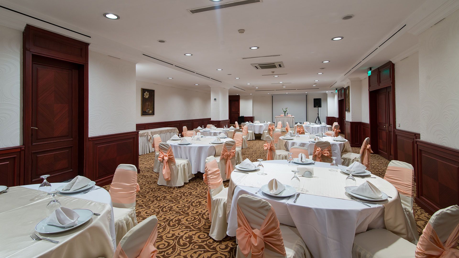 Banquet hall