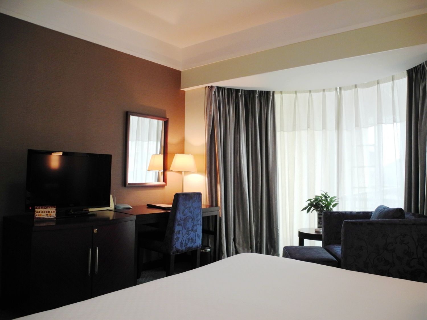 Room amenity