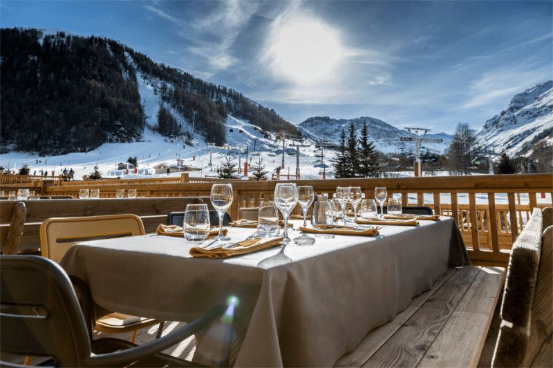 Restaurant Photo
