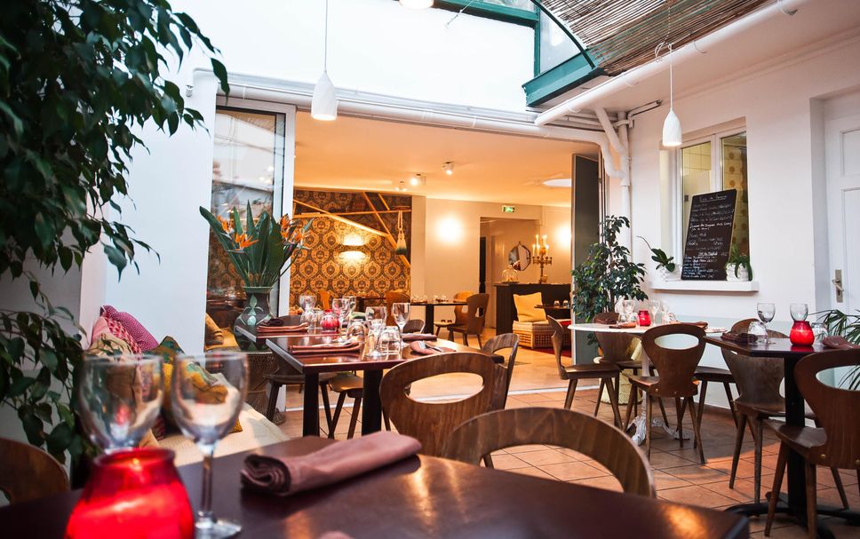 Dining room Photo
