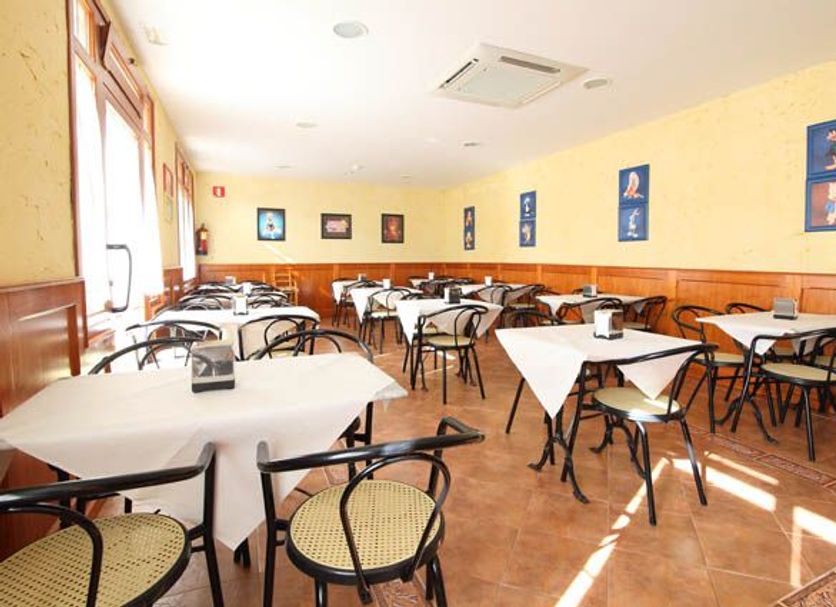 Dining room Photo