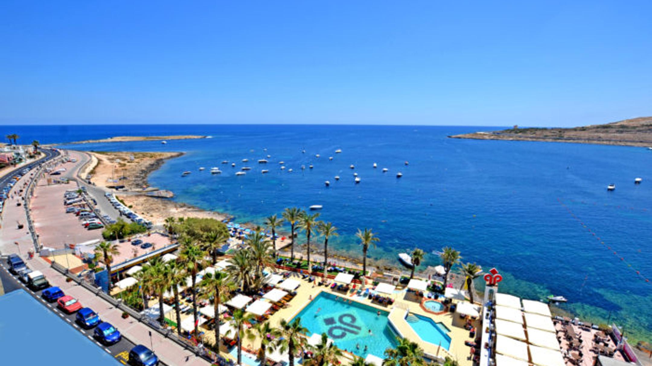 Qawra Palace Hotel, Saint Paul’s Bay, Malta Compare Deals