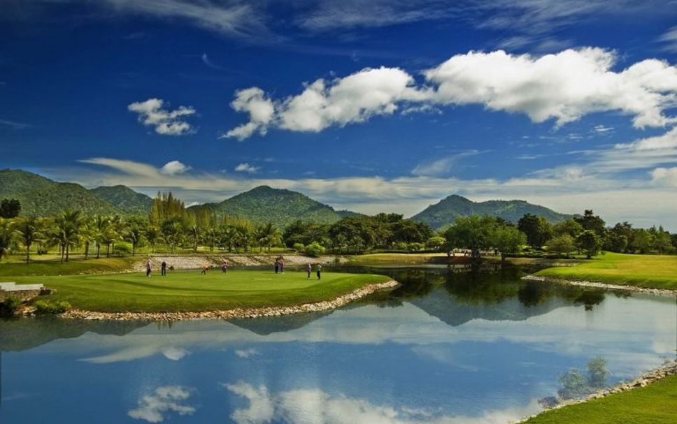 Golf course Photo